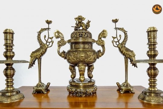 Bộ Đồ Thờ Gồm Những Gì? Cách Chọn Đúng Chuẩn Và Đầy Đủ Nhất